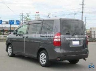Toyota X Noah 2011 Gray