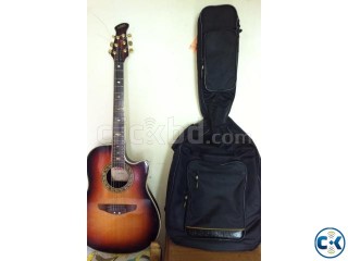 Aucoustic guitar