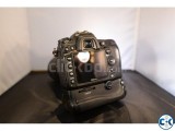 Nikon D7000 with Battery grip