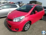 TOYOTA VITZ JEWELA 2011
