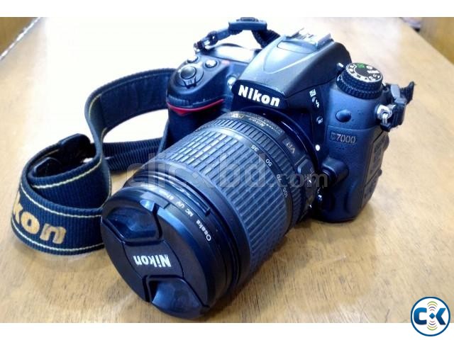 Nikon D7000 with 18-105mm Lens large image 0