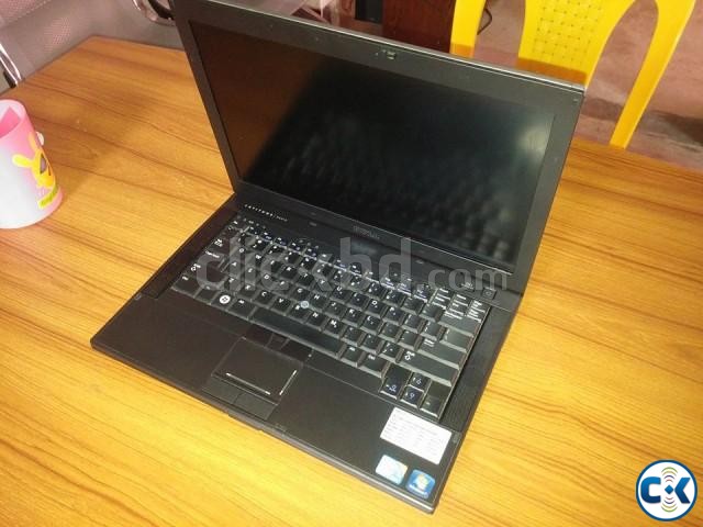Dell Latitude Core 2 Duo 2GB 100GB like new large image 0