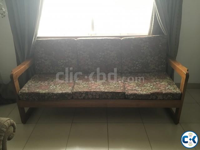 Shegun wood sofa large image 0