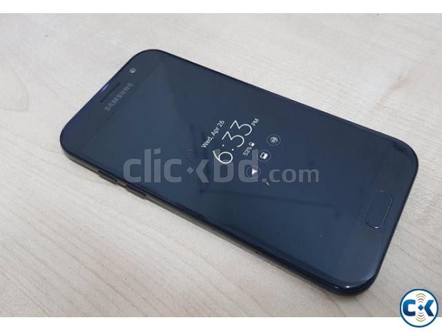 Samsung A5 2017 NO SCRATCH with Box large image 0