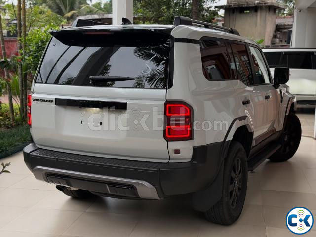 Toyota Prado 2024 large image 1