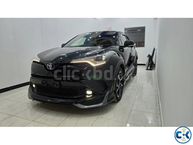 Toyota C-HR 2019 large image 1