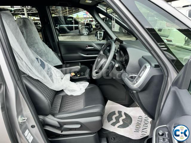 Toyota Noah 2023 large image 3
