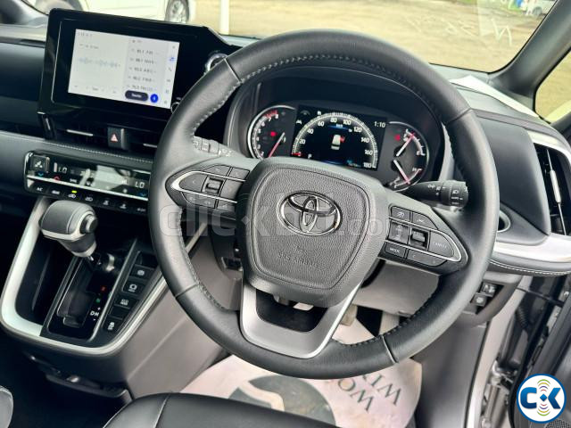Toyota Noah 2023 large image 4