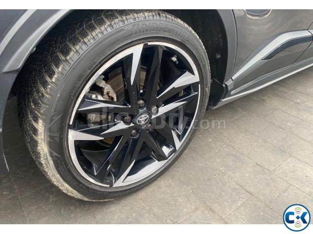 Toyota C-HR 2021 large image 3