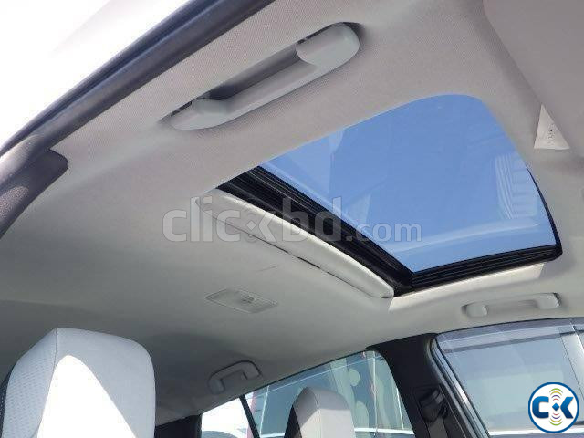 Toyota Prius 2021 large image 3