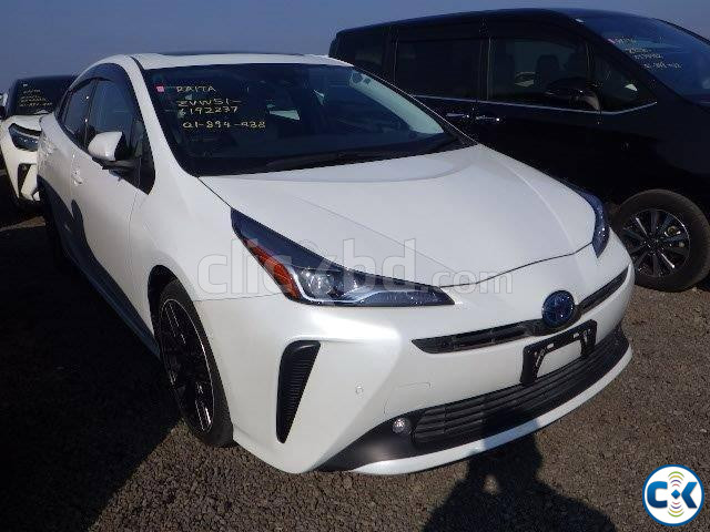 Toyota Prius 2021 large image 4