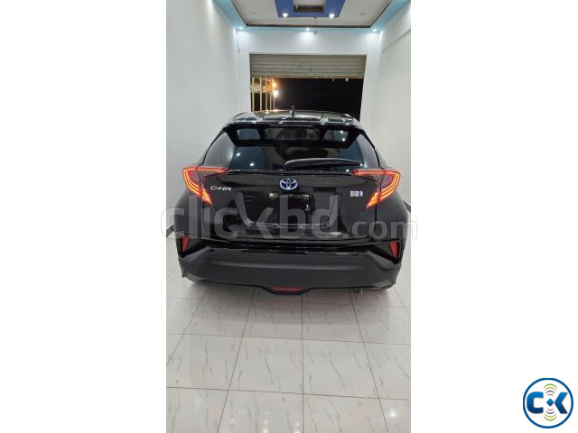 Toyota C-HR 2019 large image 1