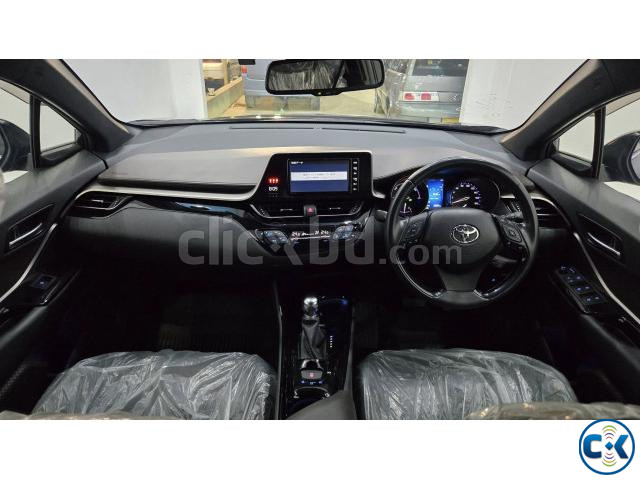 Toyota C-HR 2019 large image 2