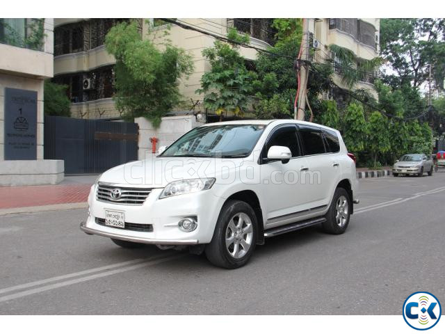  Toyota Vanguard 2010 Pearl White Beauty  large image 0