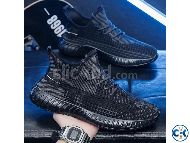 Men s Stylish Breathable Knit Sneakers large image 1