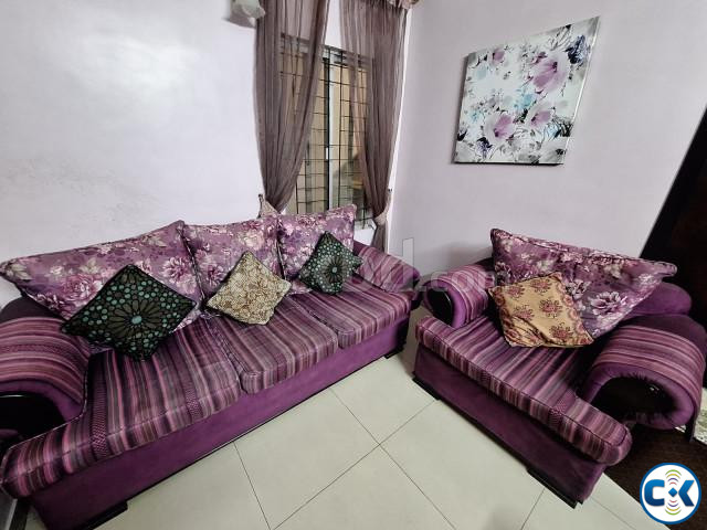 দুবাই থেকে আনা ৫ সিটের সোফা সেট বিক্রি  large image 0