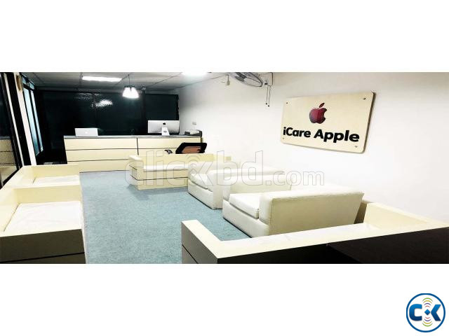 Apple Watch 8 Back Glass Replacement Service at iCare Apple large image 1