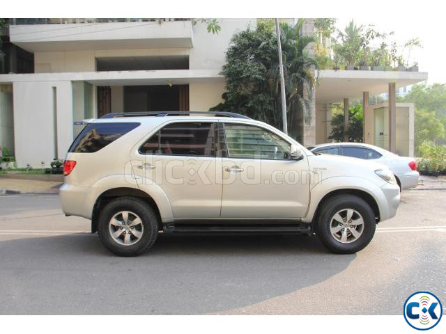Toyota Fortuner 2006 Powerful 7-Seater SUV 4WD large image 1