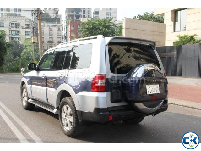 Mitsubishi Pajero Exceed V93 Octane Drive 7 Seater 2006 large image 2