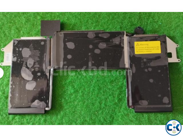 New Genuine Original Apple MacBook Air 13 Touch A2337 2020 large image 0