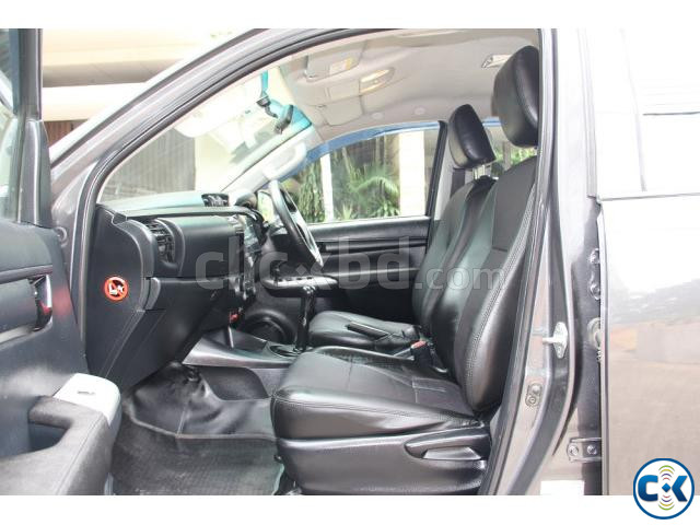 Toyota Hilux Double Cabin Carryboy New Shape 2018 large image 3