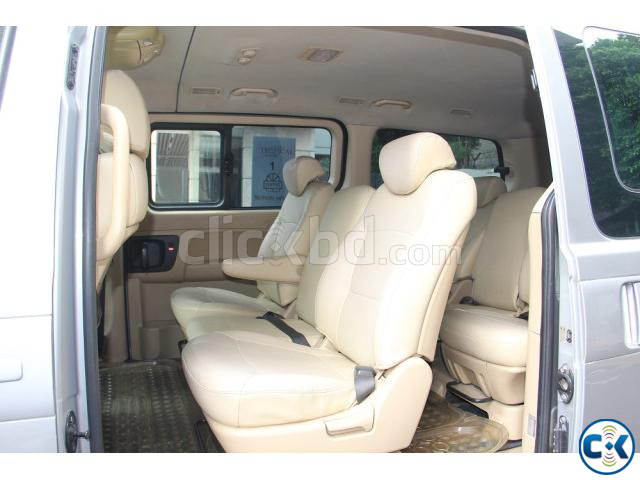 Hyundai H1 New Shape 12 Seater 2015 large image 3
