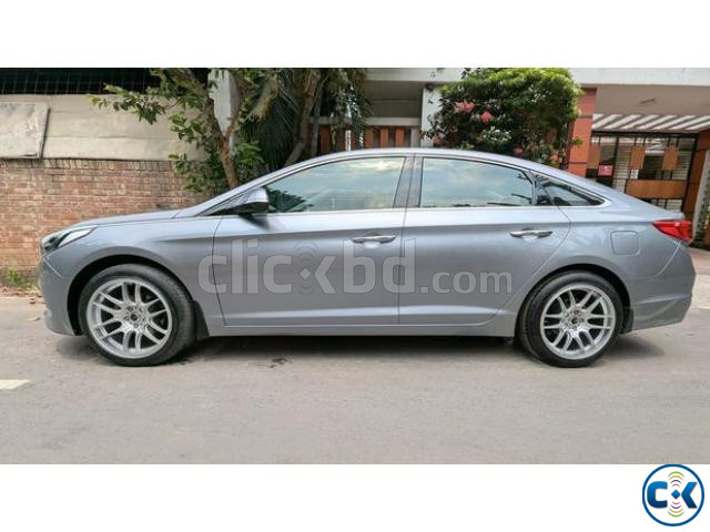 Hyundai Sonata Luxury 2016 Elegant Sedan with Sunroof large image 0