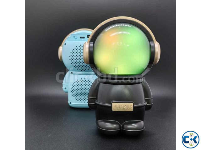 Wrader X808 Portable RGB Lighting Wireless Speaker large image 1