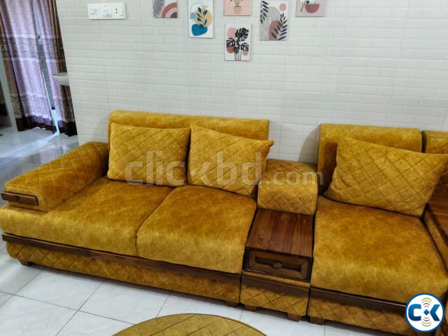 জরুরি ভিত্তিতে সোফা সেট বিক্রি করা হবে large image 2