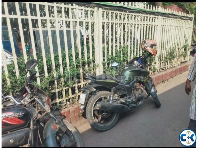 Hero hunk large image 1