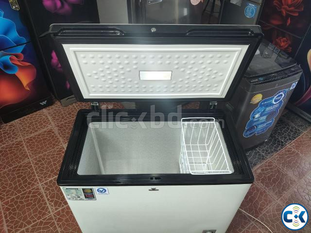 নতুনের মতো ফ্রেশ 205 Litre Deep Fridge বিক্রি হবে  large image 2