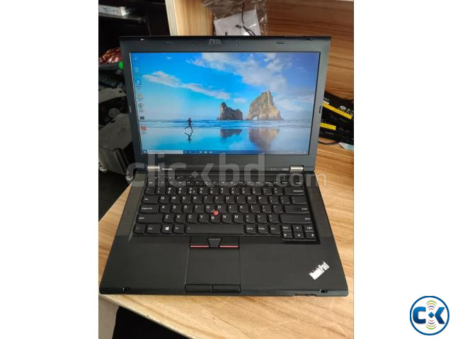 Lenovo ThinkPad powered by an Intel Core i7 Laptop sales and large image 0
