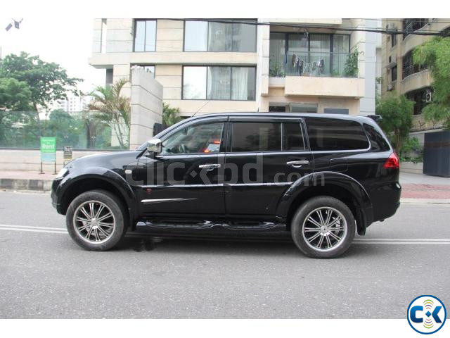 Mitsubishi Pajero Sports 2013 4WD large image 0