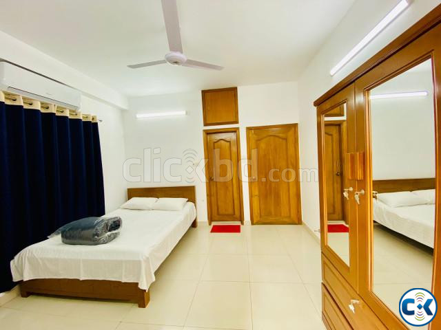 Furnished 3-Bedroom Flat Rent in Bashundhara R A Dhaka large image 0