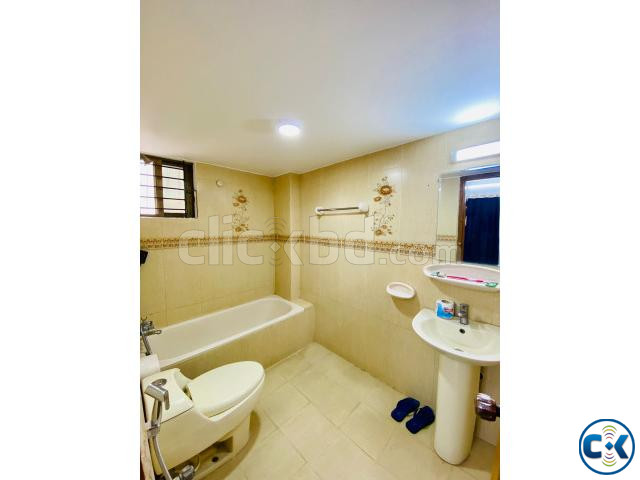 Furnished 3-Bedroom Flat Rent in Bashundhara R A Dhaka large image 4