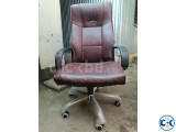 Executive Office Chair Swivel Rolling Chair 