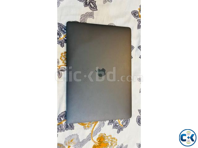 MacBook Pro 2017 15Inch large image 4