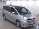 Toyota Noah Hybrid 2021