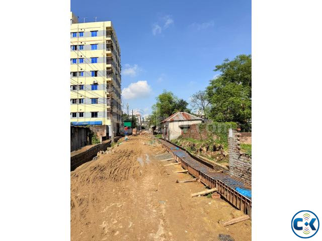 Land share at Dhaka large image 1