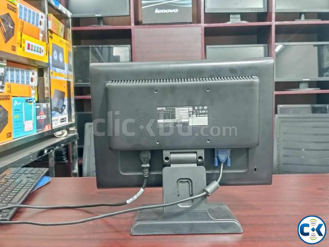 BenQ T52WA 16 wide Screen HD Monitor large image 0