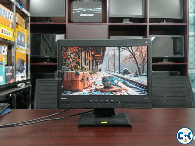 BenQ T52WA 16 wide Screen HD Monitor large image 2