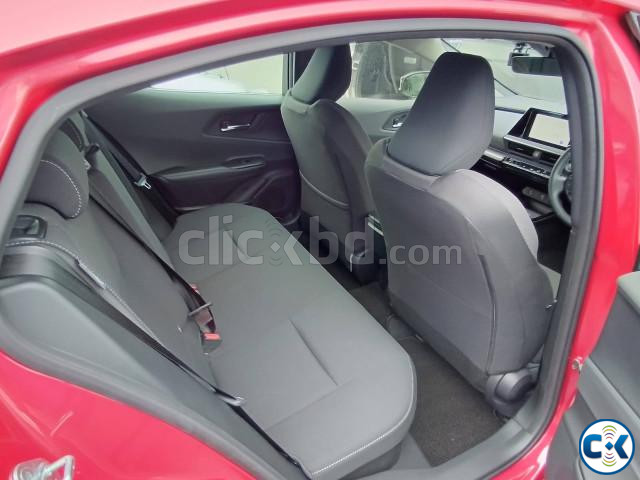 Toyota Prius 2023 large image 4