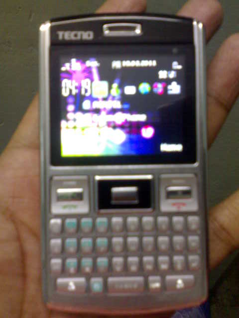 Tecno T950 A very stylish Qqwerty phone in very cheap price large image 0