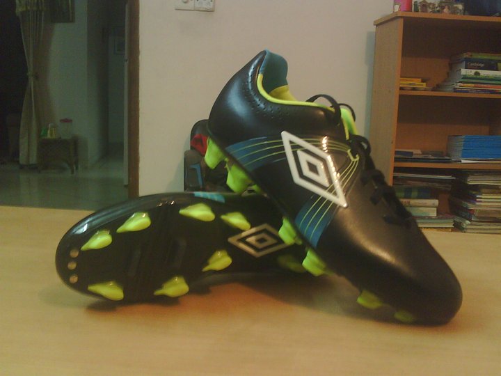 Umbro GT cup large image 0
