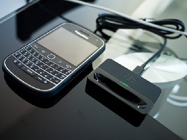BlackBerry Bold 5 large image 0