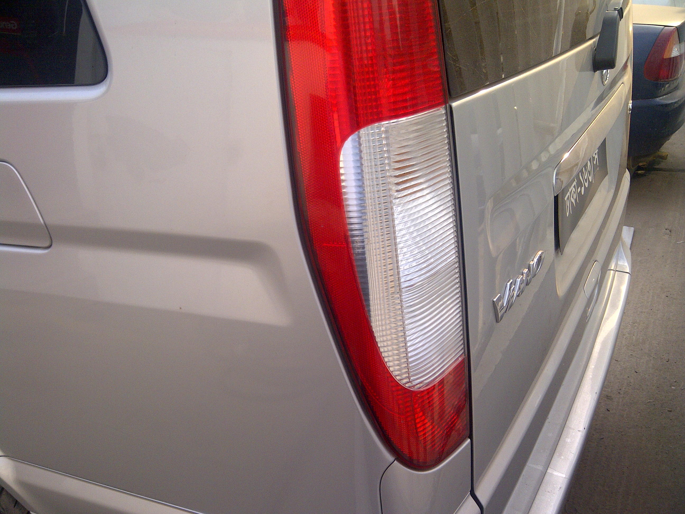 Unregistered Mercedes-Benz Viano MUST SEE large image 0