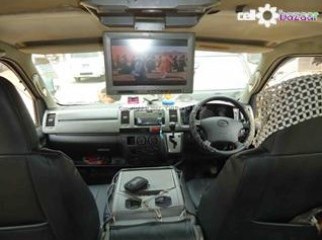 hiace diesel model 2005 reg 2010