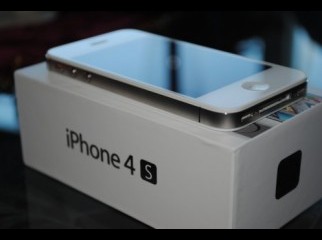Iphone4S White 16GB Fac Unlock BOX From USA. Fresh Condition
